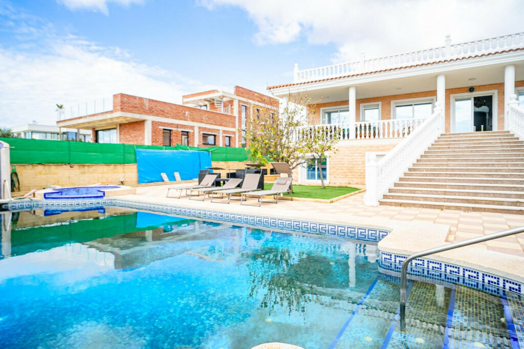 Detached Villa L'Alfás del Pi Alicante - zdjęcie 35