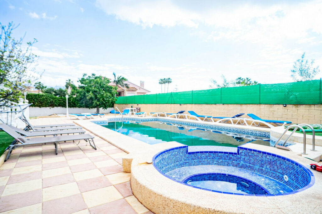 Detached Villa L'Alfás del Pi Alicante - zdjęcie 37