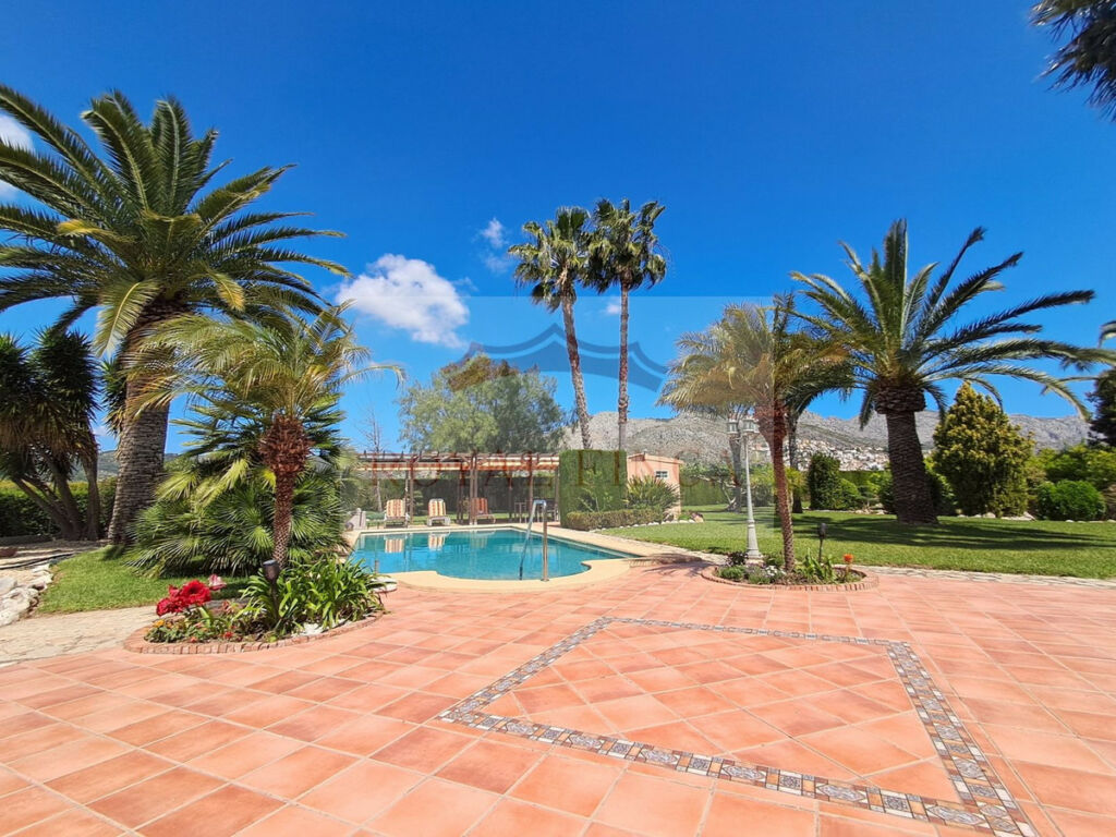 Detached Villa Sanet y Negrals Alicante - imagen 4