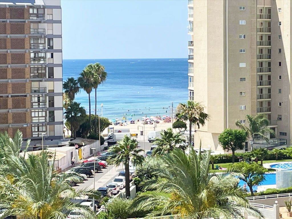 Middle Floor Apartment Calpe Alicante - imagen 4