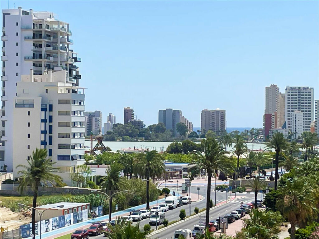 Middle Floor Apartment Calpe Alicante - imagen 5