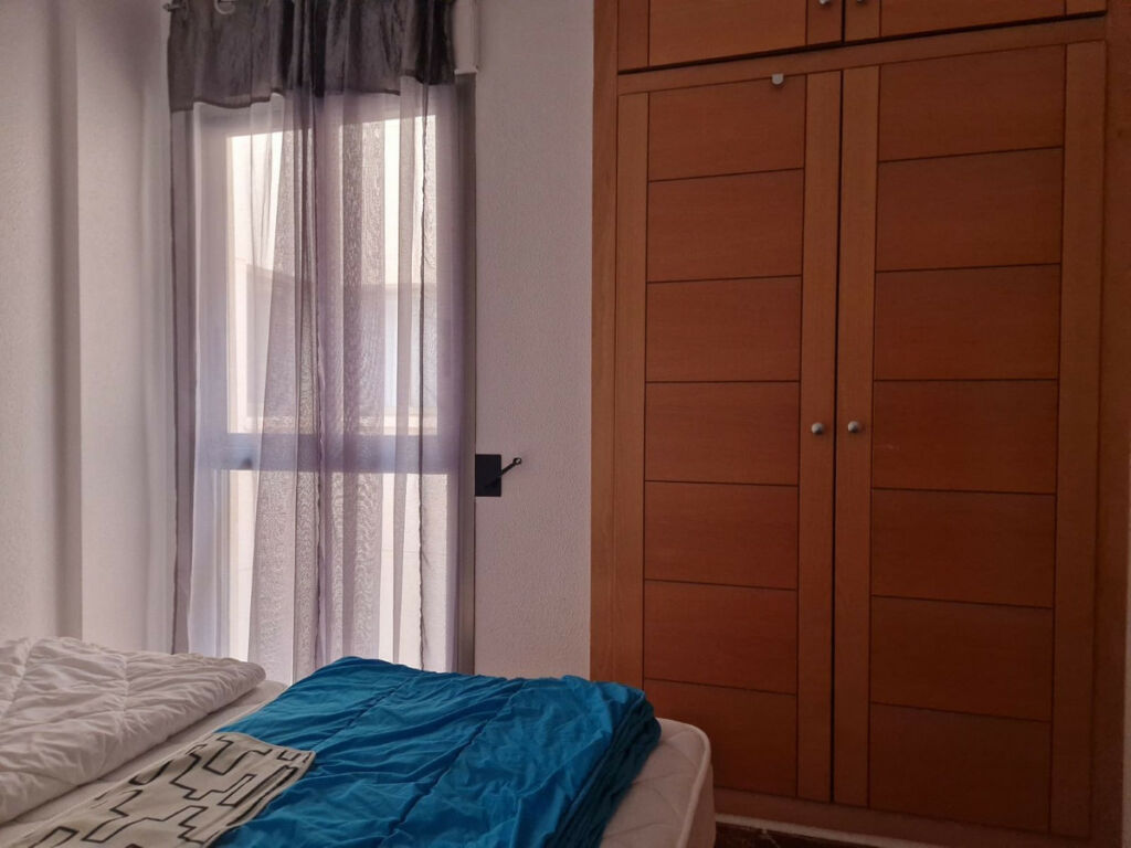 Middle Floor Apartment Torrevieja Alicante - imagen 6