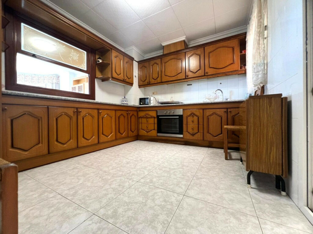 Middle Floor Apartment Playa de los Locos Alicante - Bild 7