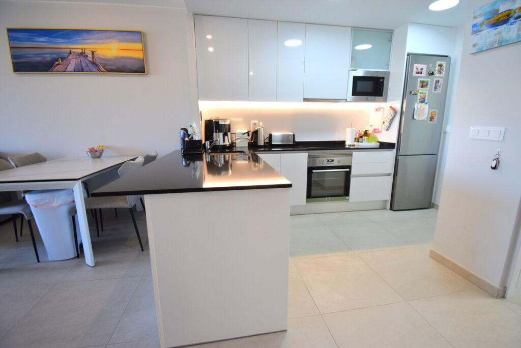 Middle Floor Apartment Playa Flamenca Alicante - Bild 7