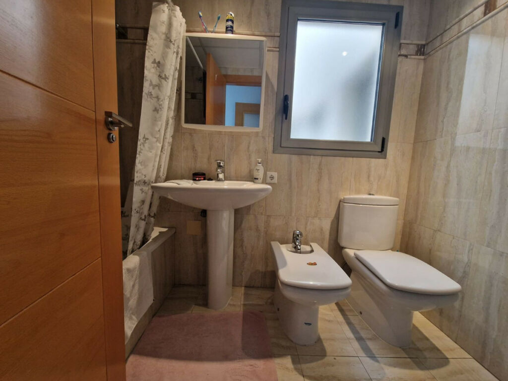Middle Floor Apartment Torrevieja Alicante - imagen 7
