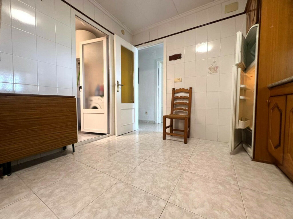 Middle Floor Apartment Playa de los Locos Alicante - Bild 8