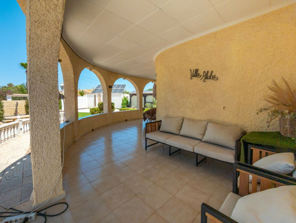 Detached Villa La Siesta Alicante - imagen 8