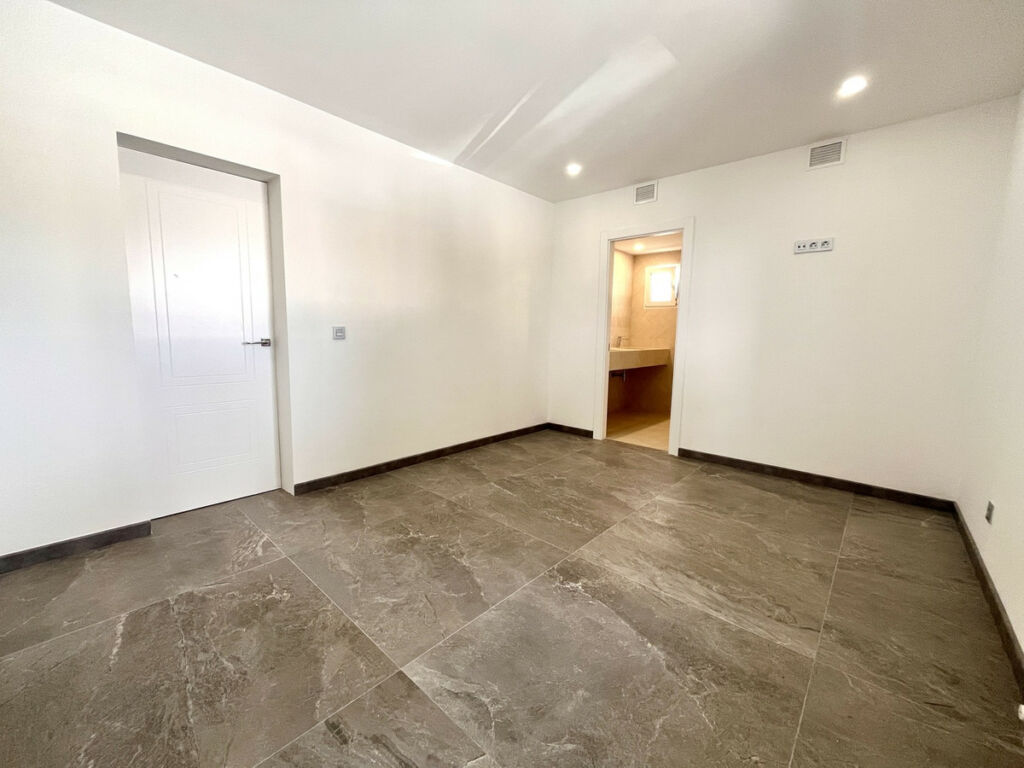 Detached Villa Los Balcones Alicante - Bild 9