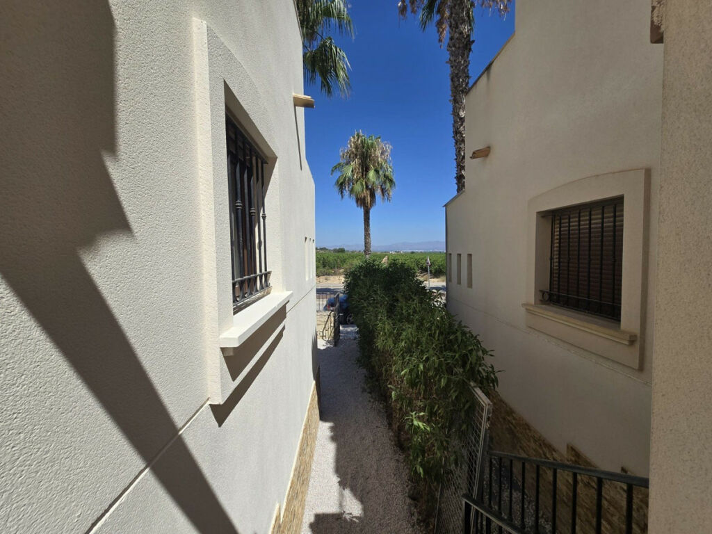 Semi-Detached House La Finca Golf Alicante - image 9