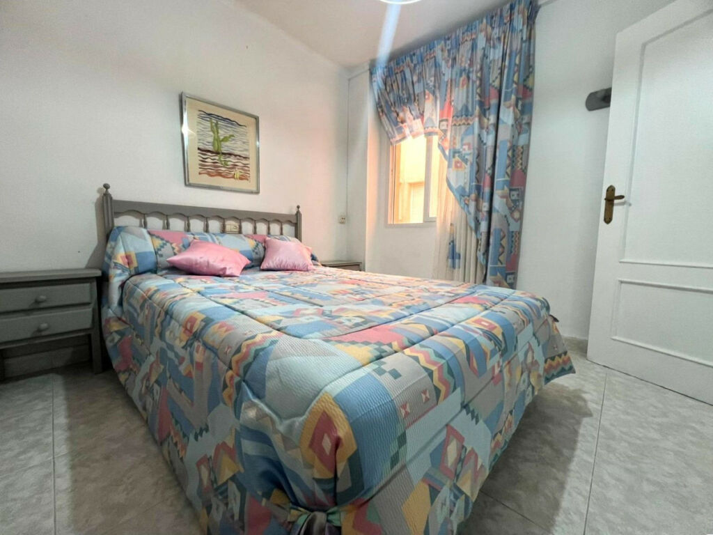 Middle Floor Apartment Playa de los Locos Alicante - Bild 9
