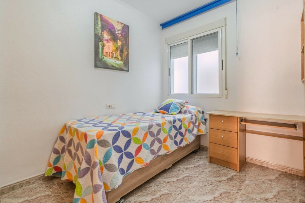 Middle Floor Apartment Playa Del Cura Alicante - Bild 11