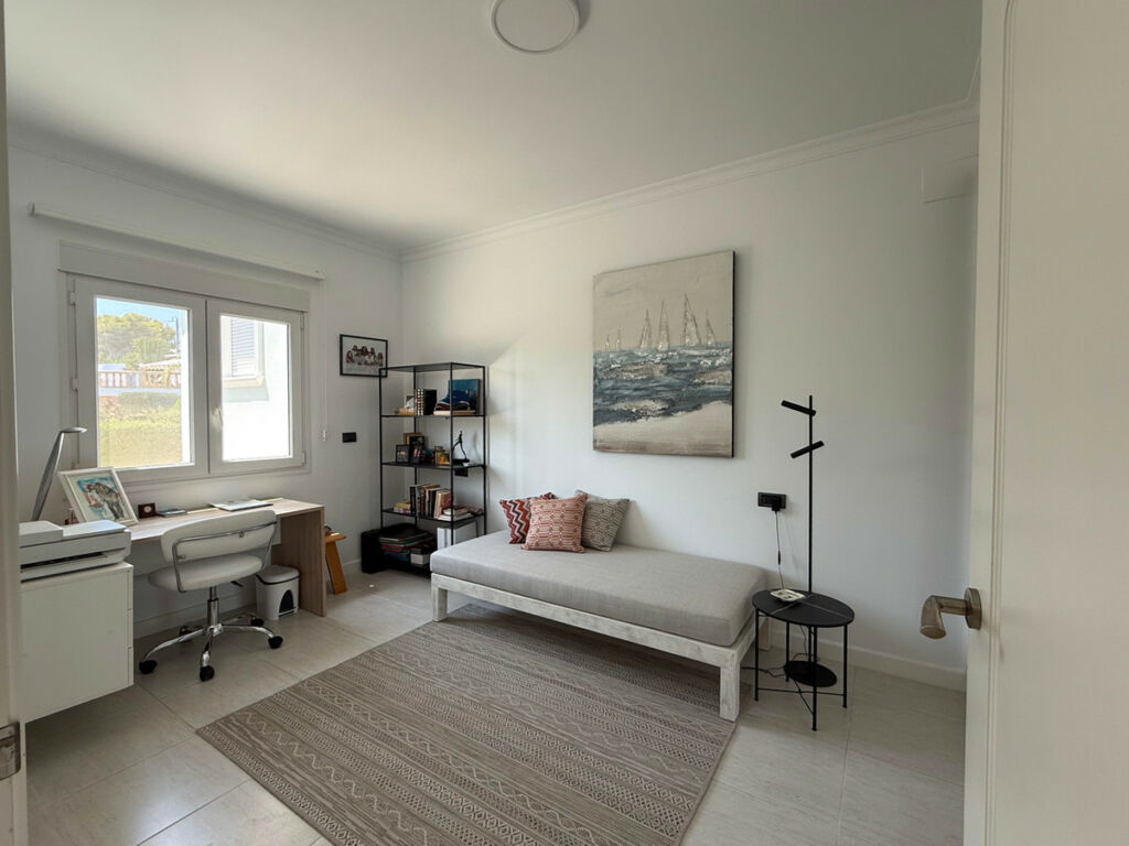 Middle Floor Apartment Benissa Alicante - imagen 13