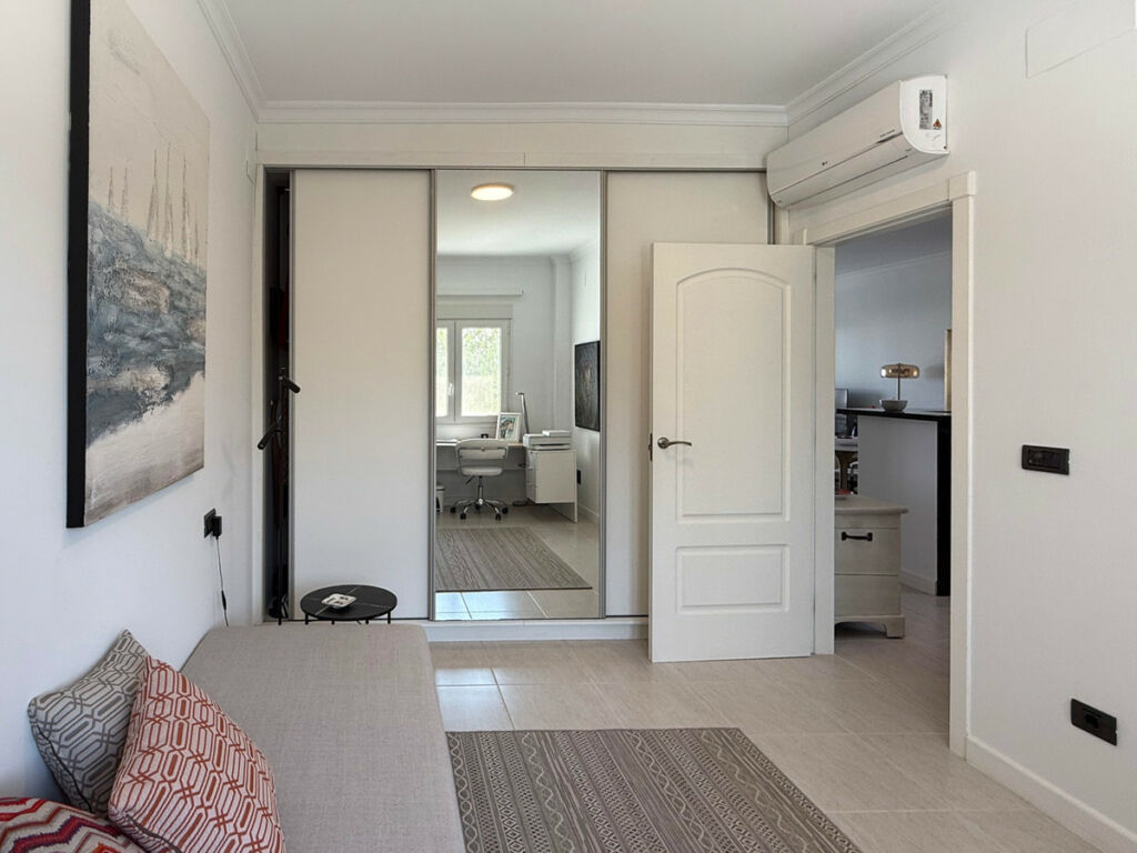Middle Floor Apartment Benissa Alicante - imagen 14