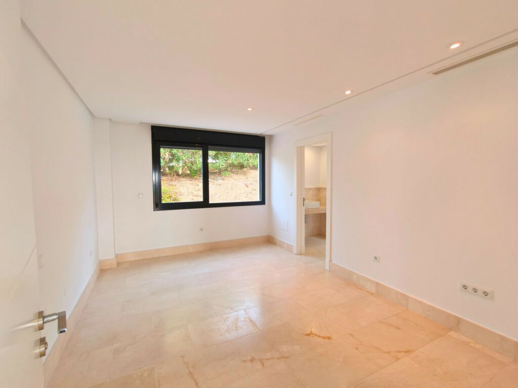 Detached Villa Sotogrande Alto Cádiz - zdjęcie 17