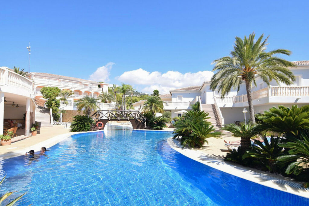 Middle Floor Apartment Benissa Alicante - image 19