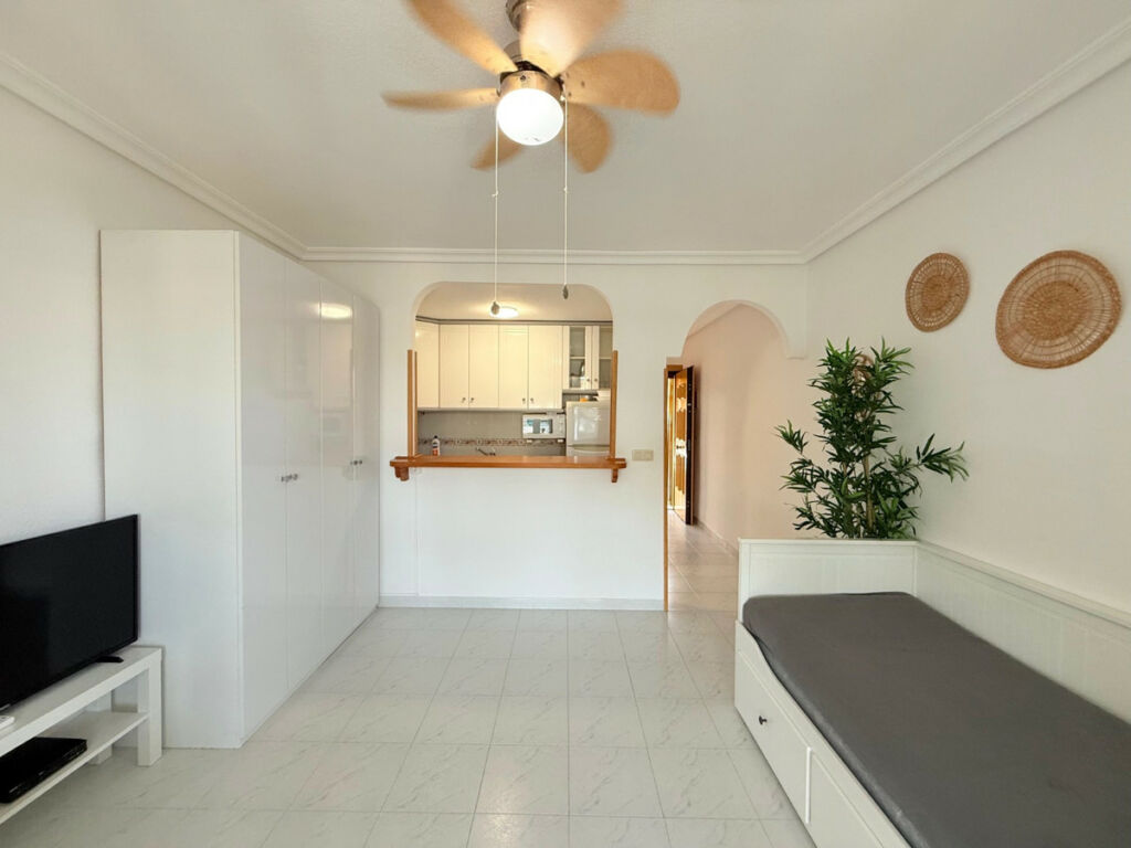 Middle Floor Apartment La Mata Alicante - Bild 2