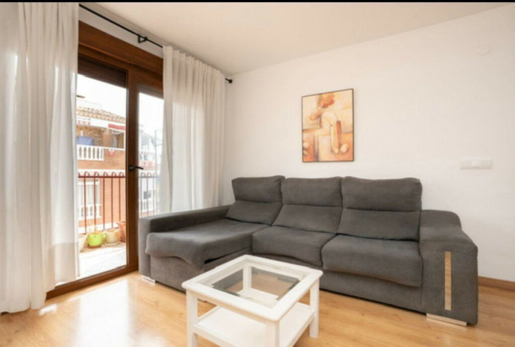 Middle Floor Apartment Torrevieja Alicante - Bild 2