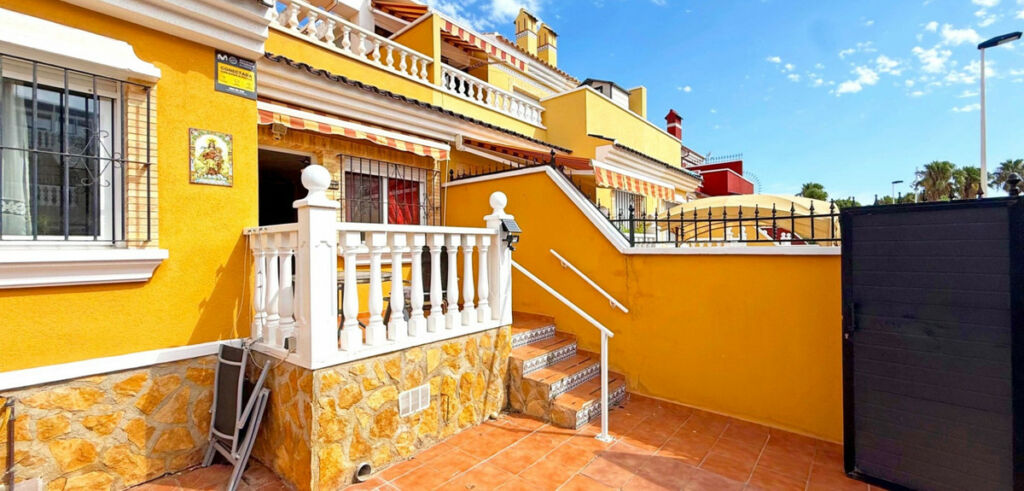 Townhouse Torrevieja Alicante - imagen 3