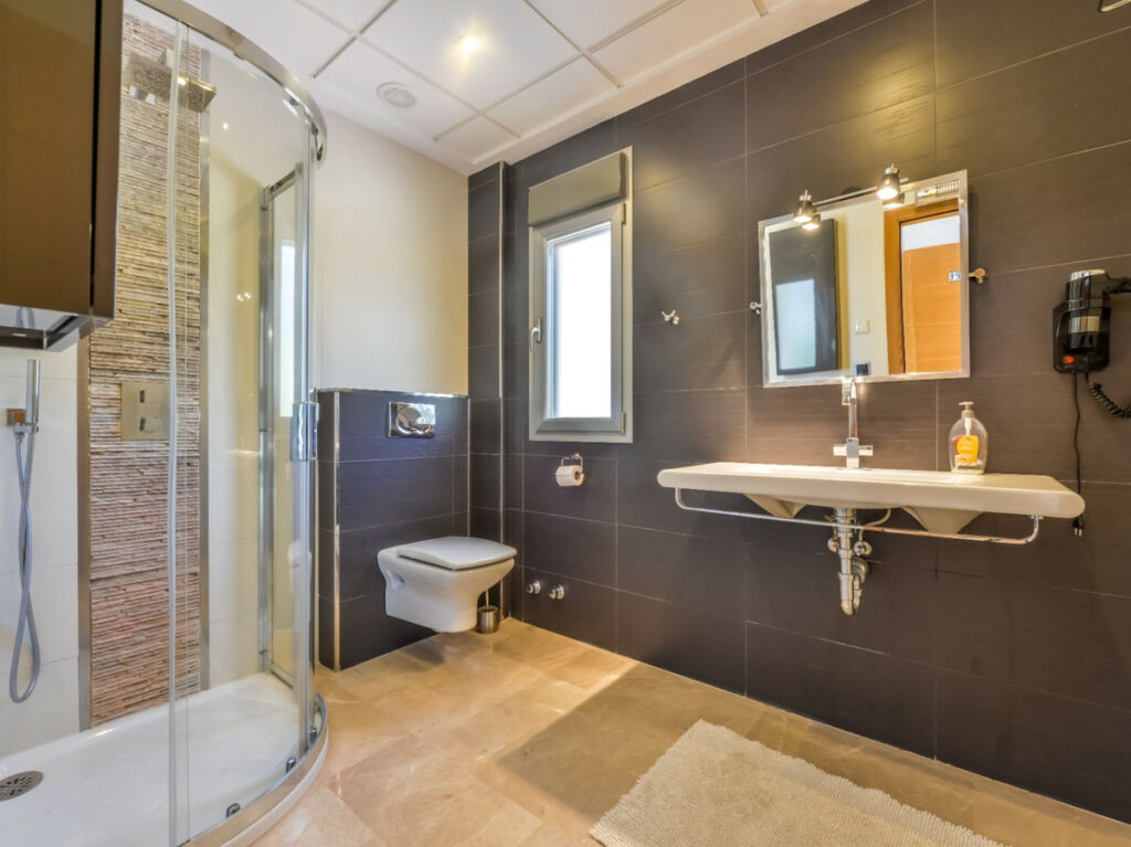 Detached Villa La Fustera Alicante - image 38