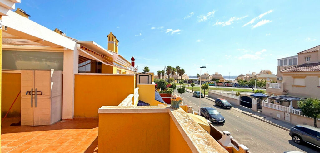 Townhouse Torrevieja Alicante - imagen 4