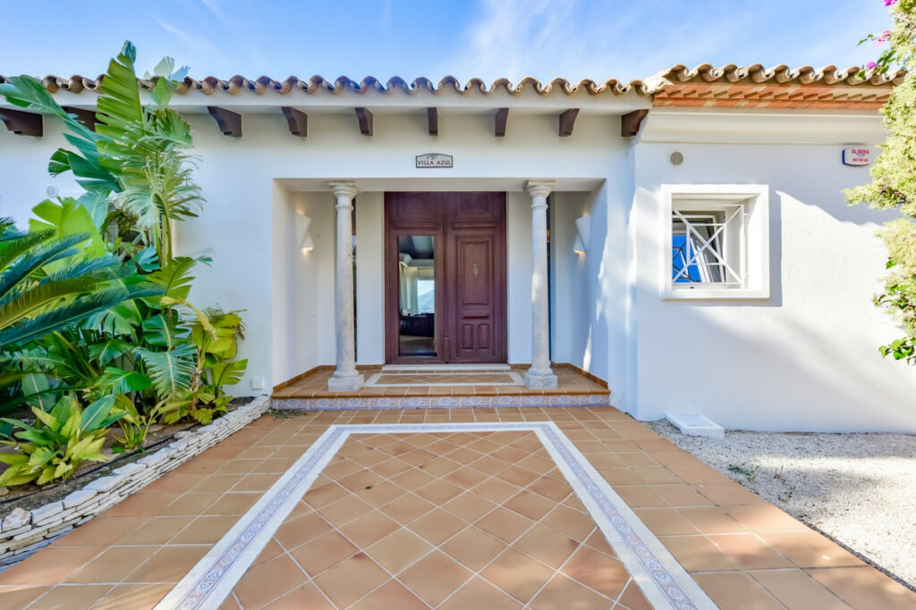 Detached Villa Altea Alicante - image 4