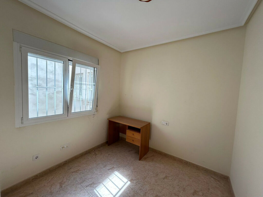 Top Floor Apartment Almoradi Alicante - imagen 5
