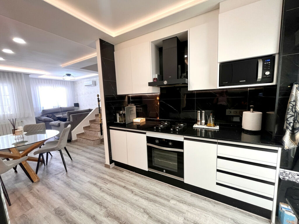 Townhouse La Zenia Alicante - image 5