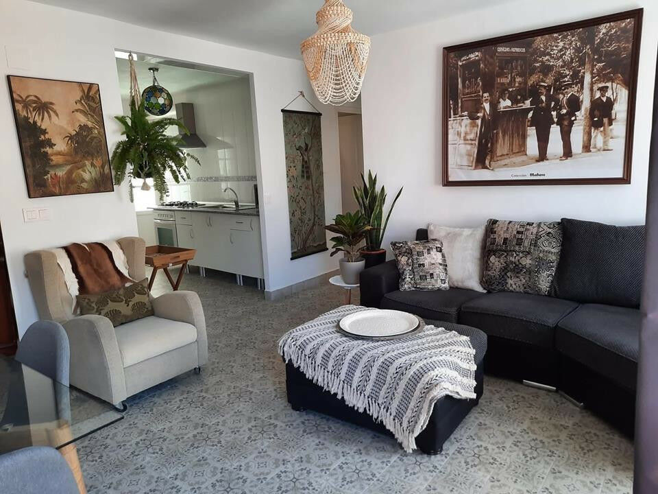 Middle Floor Apartment Denia Alicante - image 5