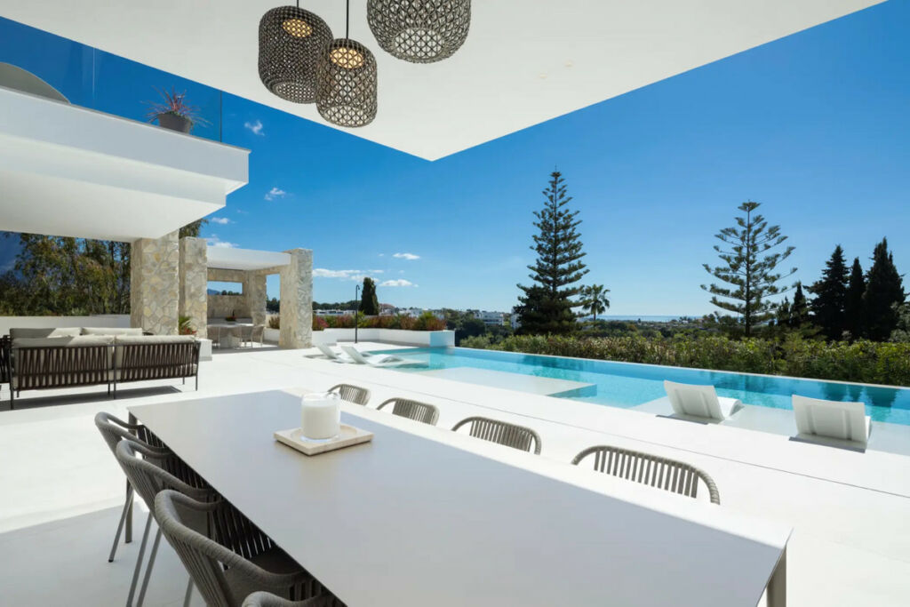 Detached Villa La Quinta Málaga - image 7