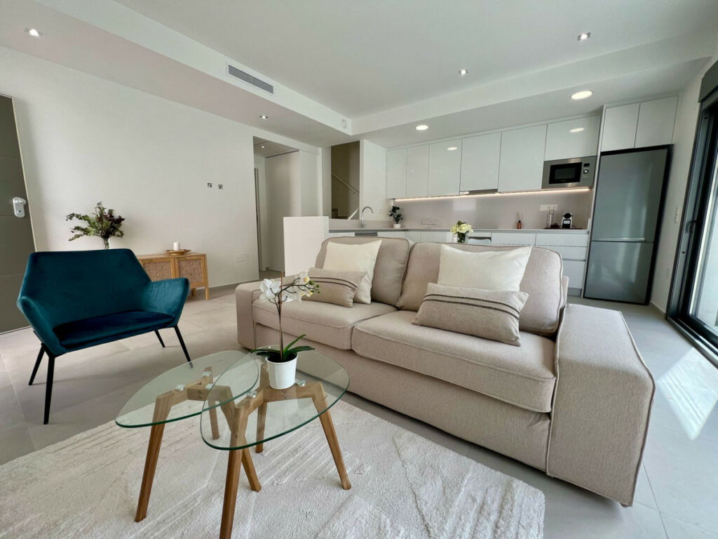Detached Villa La Zenia Alicante - image 10