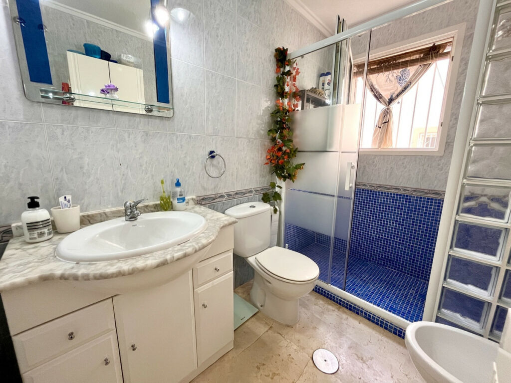 Ground Floor Apartment Playa Flamenca Alicante - image 11