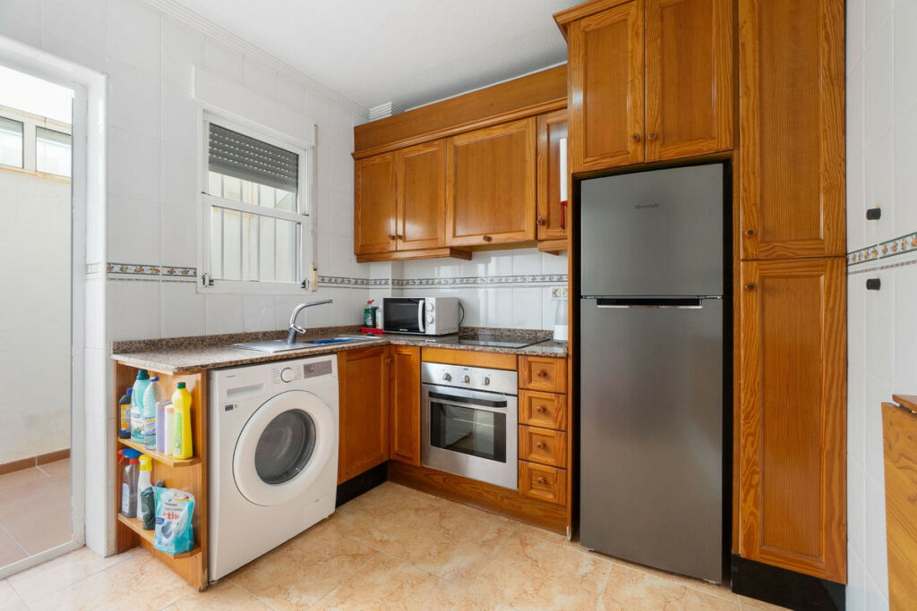 Townhouse Torrevieja Alicante - zdjęcie 11