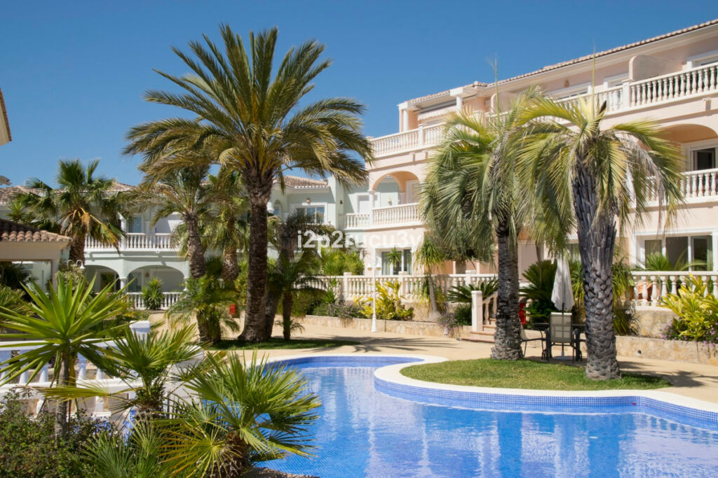 Ground Floor Apartment La Fustera Alicante - image 11