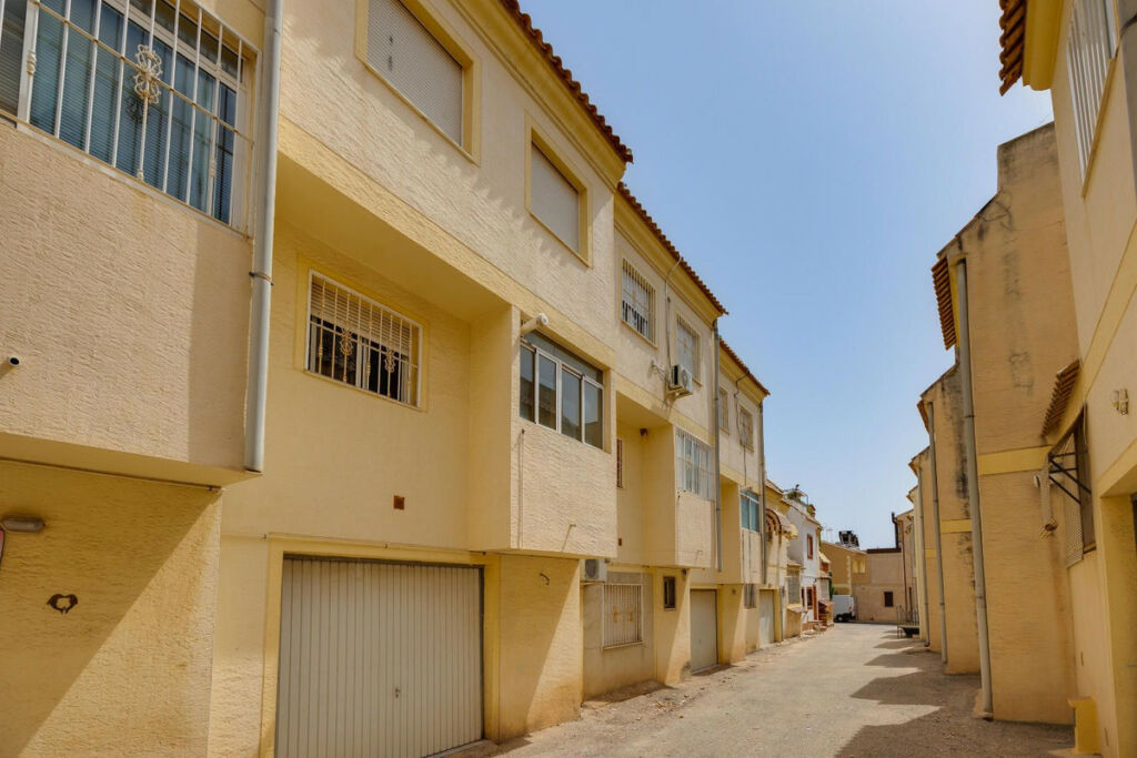 Townhouse Los Montesinos Alicante - imagen 12