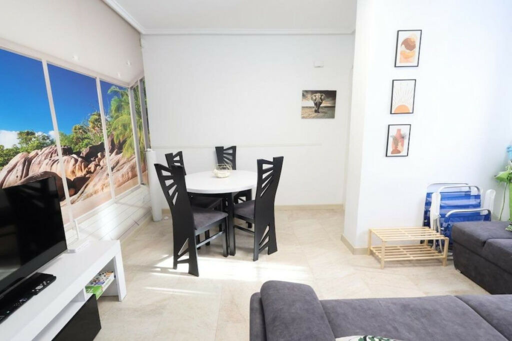 Ground Floor Apartment Torrevieja Alicante - image 12