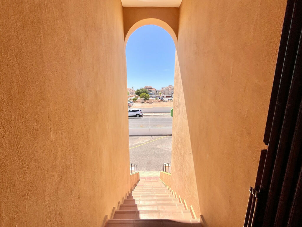 Ground Floor Apartment Playa Flamenca Alicante - Bild 12