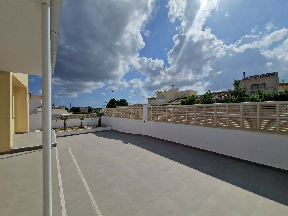 Semi-Detached House La Nucia Alicante - image 13