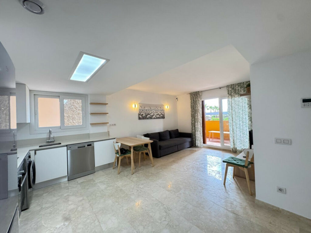 Middle Floor Apartment Torrevieja Alicante - imagen 13