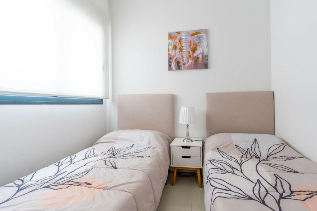 Middle Floor Apartment Torrevieja Alicante - zdjęcie 13