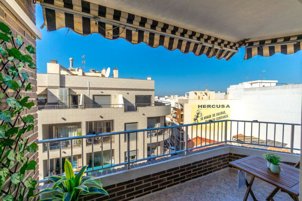 Middle Floor Apartment Torrevieja Alicante - Bild 14