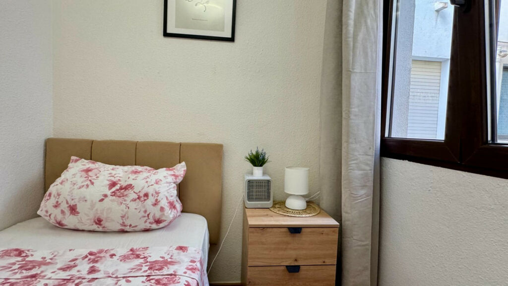 Middle Floor Apartment Torrevieja Alicante - zdjęcie 14
