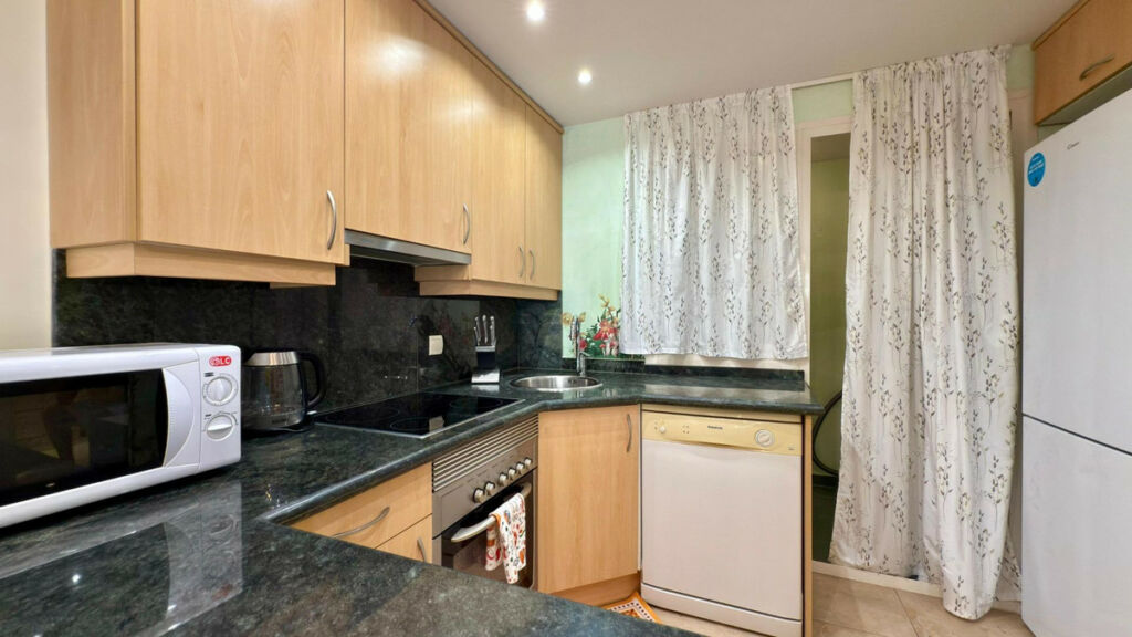 Middle Floor Apartment Villajoyosa Alicante - zdjęcie 14