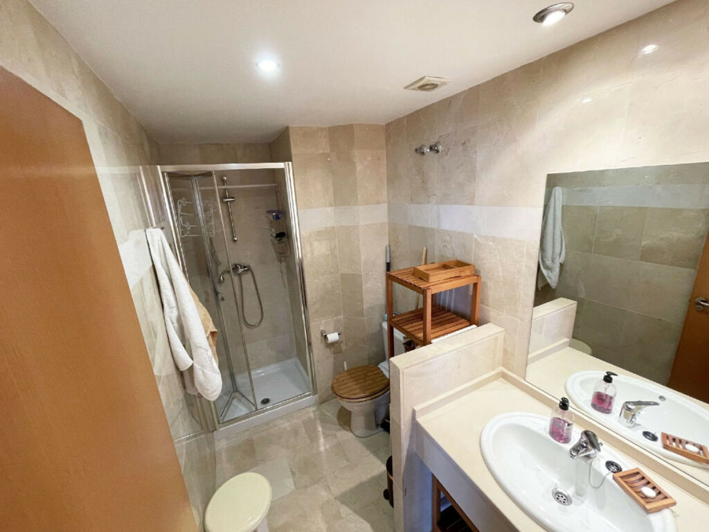 Middle Floor Apartment Calpe Alicante - imagen 15