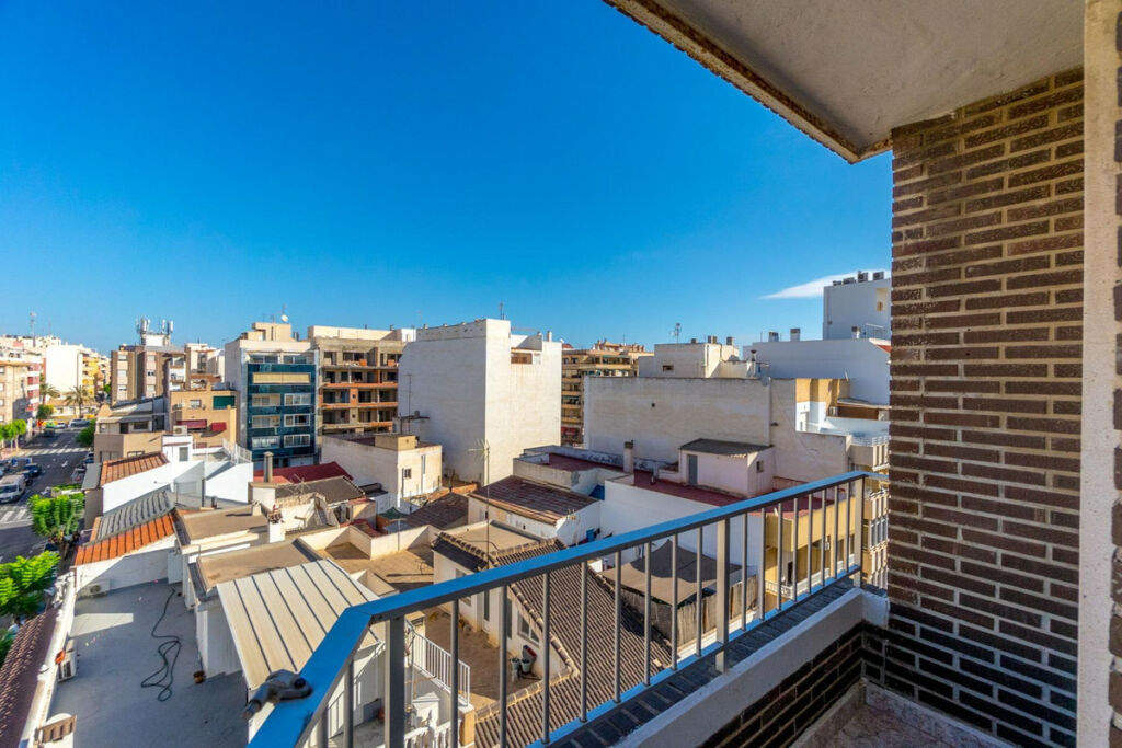 Middle Floor Apartment Torrevieja Alicante - Bild 15