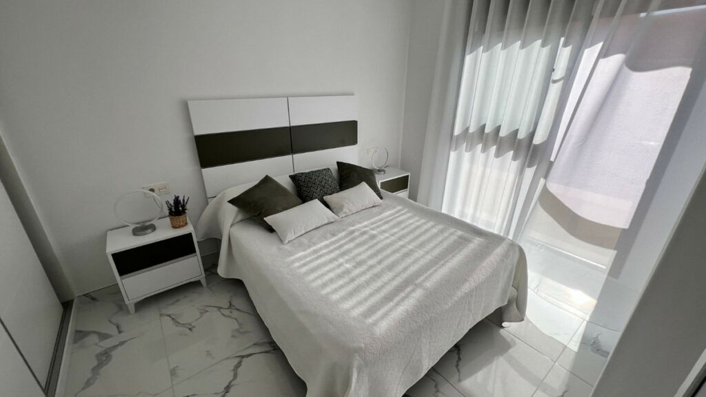 Detached Villa Los Montesinos Alicante - Bild 16