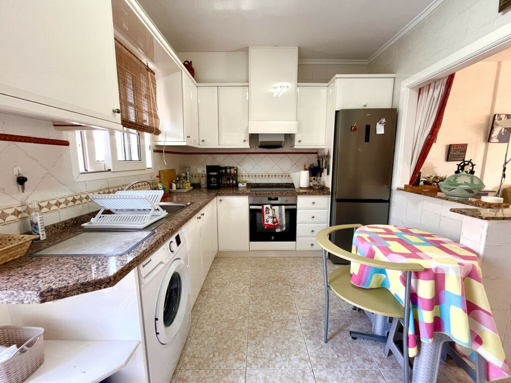 Ground Floor Apartment Playa Flamenca Alicante - image 16