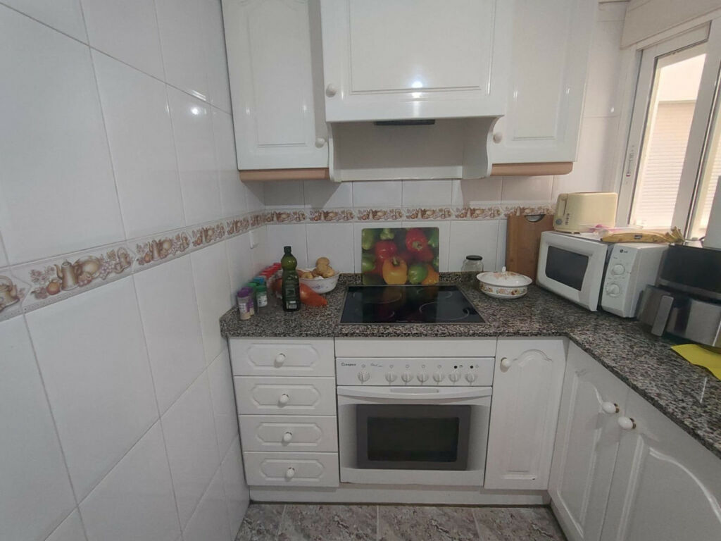 Middle Floor Apartment Torrevieja Alicante - zdjęcie 17