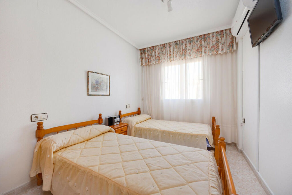 Bungalow Parque de las Naciones Alicante - imagen 18