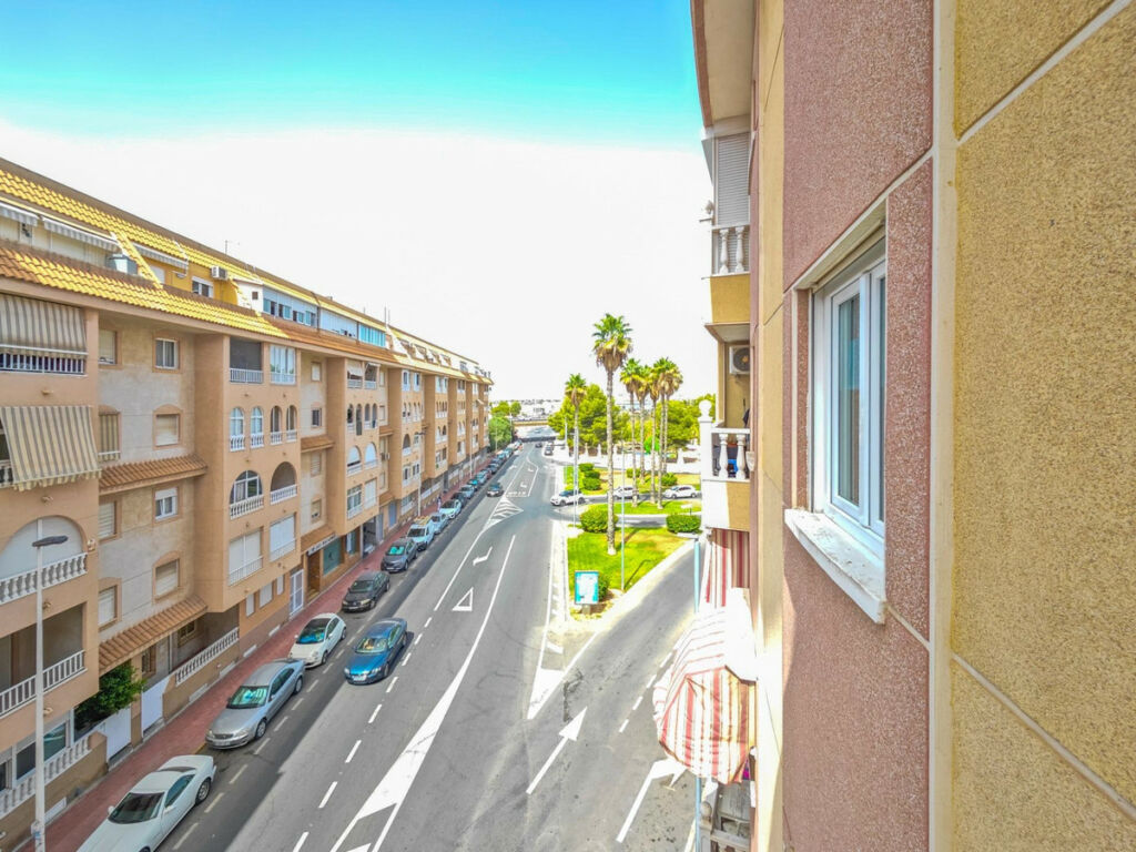Middle Floor Apartment Parque de las Naciones Alicante - zdjęcie 18