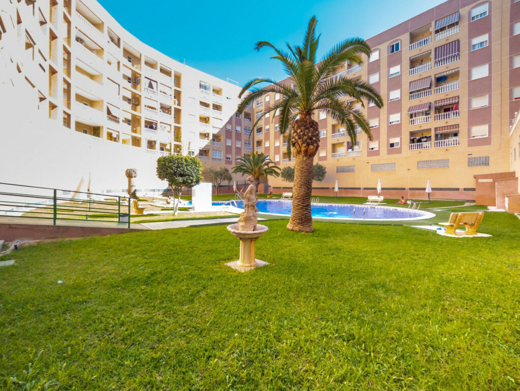 Middle Floor Apartment Parque de las Naciones Alicante - zdjęcie 19